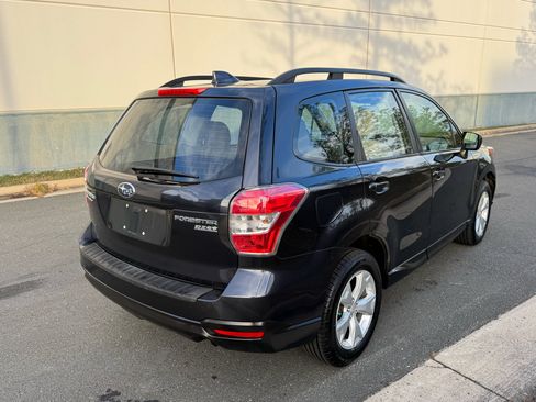Used 2016 Subaru Forester 2.5i w/ Alloy Wheel Package image 3