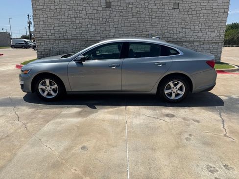 Used 2024 Chevrolet Malibu LT FWD image 17