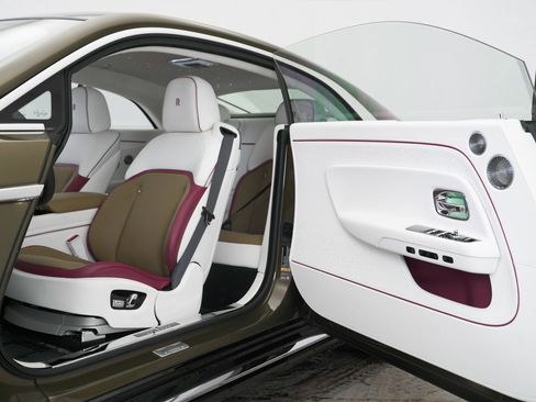 Certified 2024 Rolls-Royce Spectre w/ Spectre Launch Package image 13