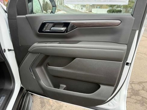 New 2026 Chevrolet Tahoe LT w/ LPO, Dark Essentials Package image 39