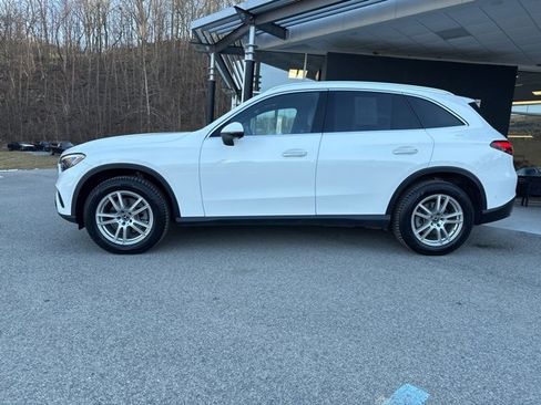 Certified 2023 Mercedes-Benz GLC 300 GLC 300 image 2