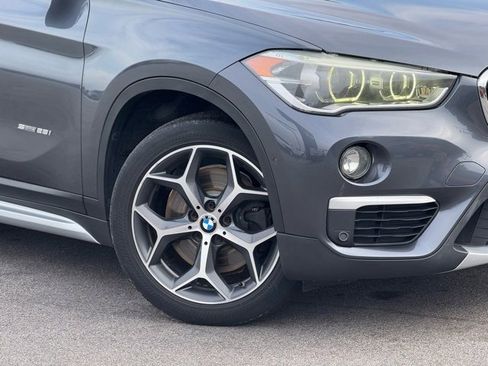 Used 2017 BMW X1 sDrive28i image 3