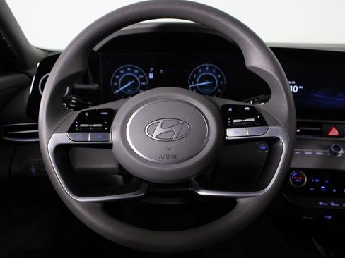 Certified 2024 Hyundai Elantra SEL FWD image 10