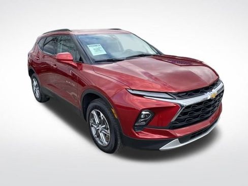 Certified 2024 Chevrolet Blazer LT w/ Convenience Package image 7