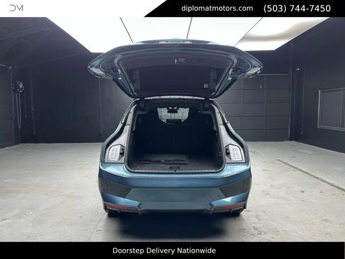 Used 2025 BMW iX xDrive50 w/ Premium Package image 43