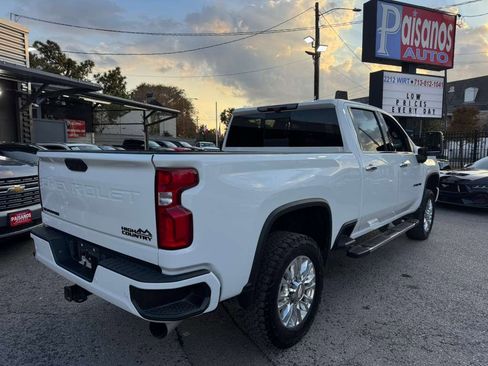 Used 2020 Chevrolet Silverado 2500 High Country w/ Technology Package image 5