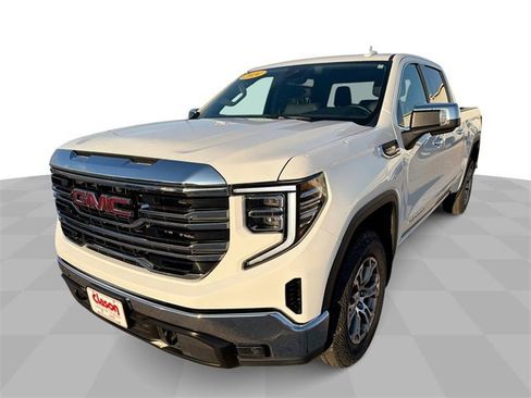 Used 2024 GMC Sierra 1500 SLT image 33