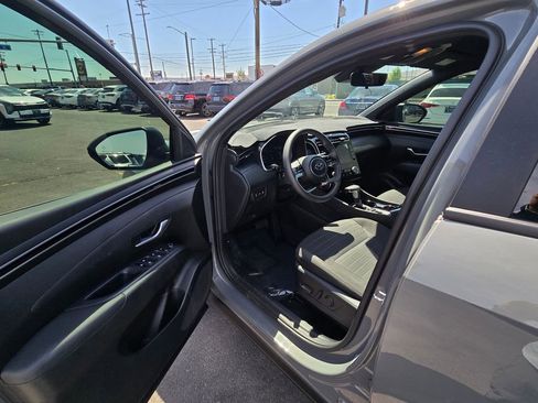 Used 2023 Hyundai Santa Cruz SEL image 19