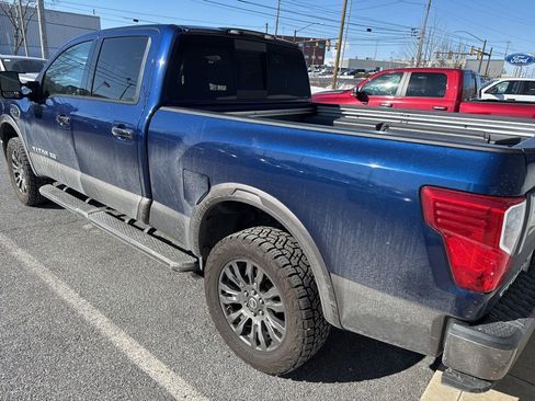 Used 2019 Nissan Titan Platinum Reserve w/ Platinum Utility Package image 4