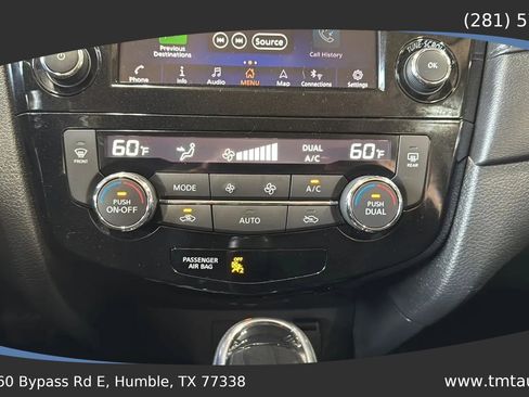 Used 2020 Nissan Rogue SV w/ Premium Package AWD/4WD image 13