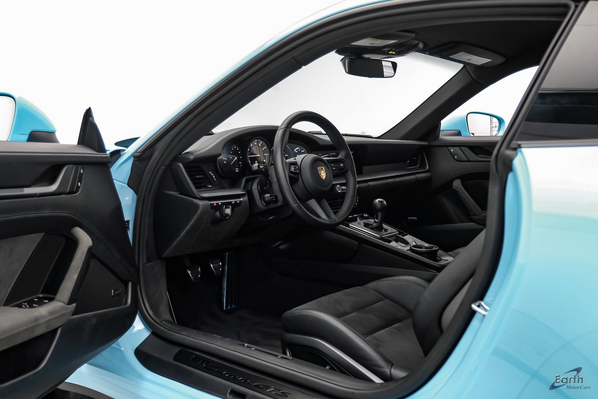 Used 2024 Porsche 911 Carrera GTS RWD image 34