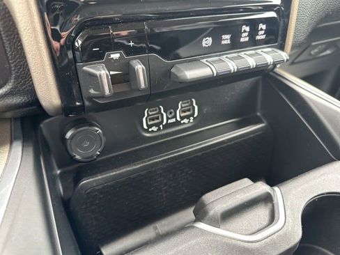 Used 2020 RAM 3500 Laramie AWD/4WD image 26