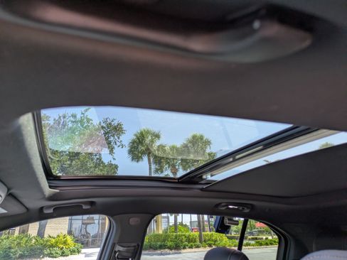 Certified 2023 Cadillac XT4 Sport w/ Enhanced Visibility Package FWD image 19