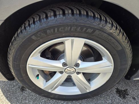 Used 2013 Volkswagen Passat 2.5 SE image 36