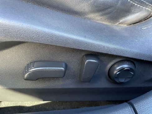 Certified 2023 Subaru Outback Limited image 13