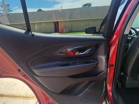 Used 2019 GMC Terrain Denali w/ Advanced Safety Package FWD image 17