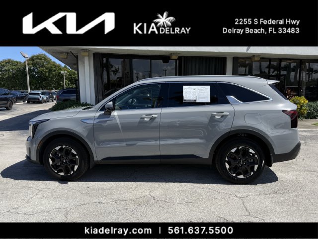 Used 2026 Kia Sorento S w/ S Panoramic Sunroof Package FWD image 5