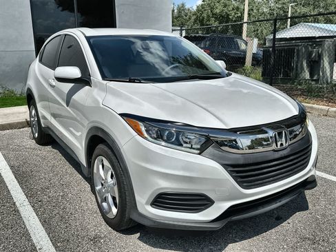 Used 2020 Honda HR-V LX image 11