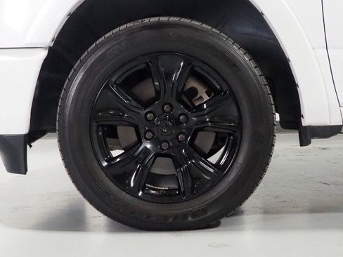 Used 2022 RAM 1500 4x4 Crew Cab Laramie image 48