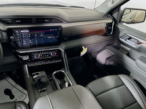 New 2026 GMC Sierra 1500 Denali AWD/4WD image 19