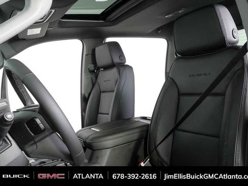 New 2026 GMC Sierra 3500 Denali w/ Denali Reserve Package image 5