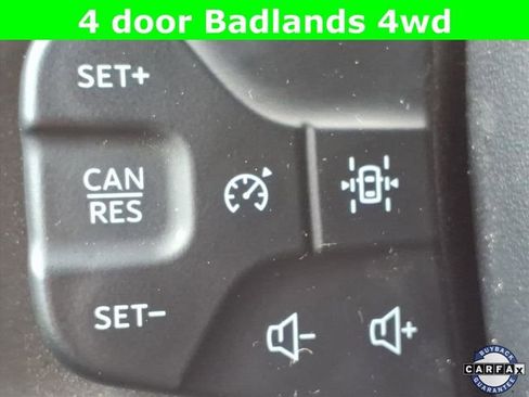 Used 2021 Ford Bronco Badlands image 29