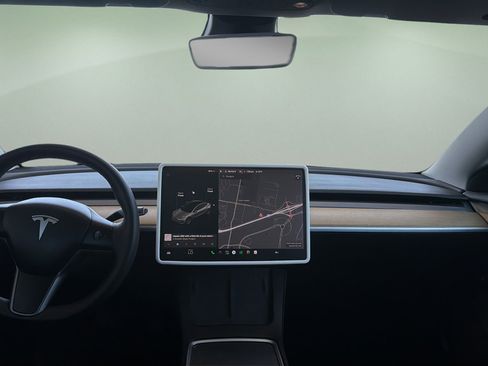 Used 2021 Tesla Model 3 Standard Range Plus RWD image 7