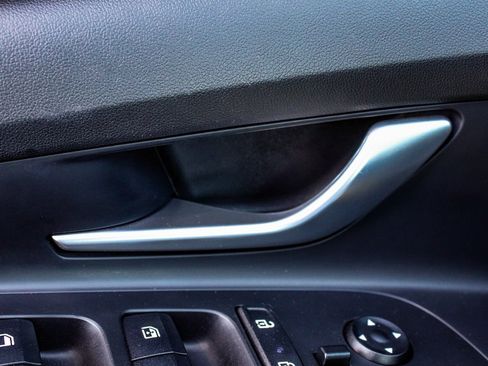 Used 2023 Hyundai Elantra SEL image 9