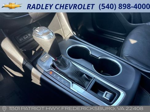 Used 2020 Chevrolet Equinox Premier image 17