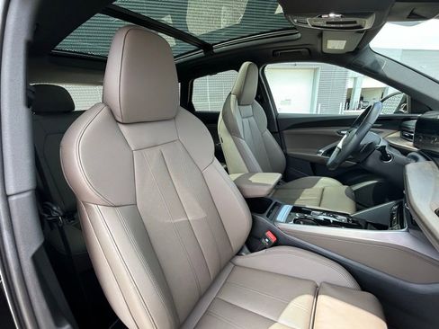 New 2025 Audi Q5 Premium Plus w/ Premium Plus AWD/4WD image 48