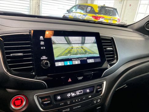 Used 2022 Honda Passport TrailSport image 19