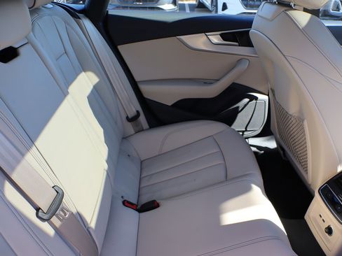 Used 2025 Audi A5 2.0T Premium image 14