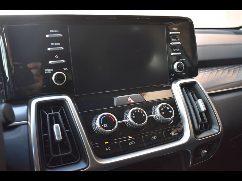 Used 2022 Kia Sorento LX AWD/4WD image 9