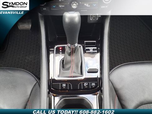 Used 2022 Jeep Compass Trailhawk w/ Trailhawk Convenience Group image 13