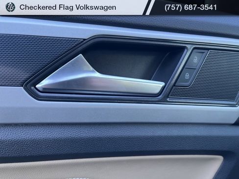 Used 2023 Volkswagen Atlas Cross Sport SEL R-Line image 15