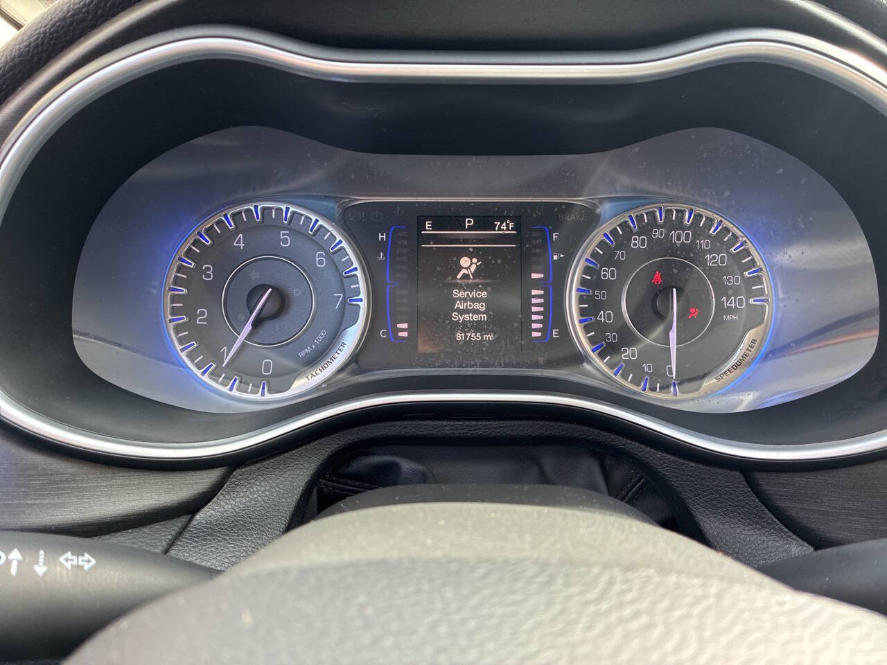 Used 2015 Chrysler 200 Limited FWD image 16