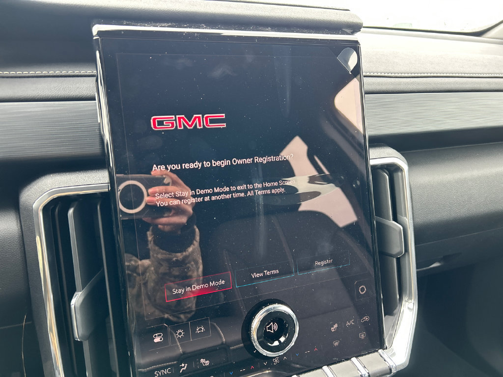 New 2026 GMC Acadia Elevation FWD image 25