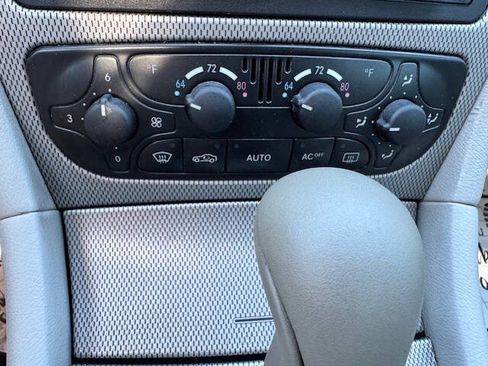 Used 2004 Mercedes-Benz C 230 Coupe image 35