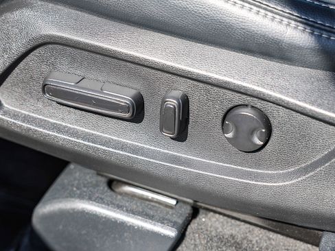 Certified 2025 Honda Pilot EX-L image 14