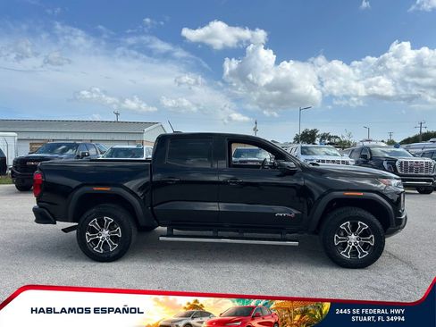 Certified 2023 GMC Canyon AT4 w/ AT4 Premium Package AWD/4WD image 4
