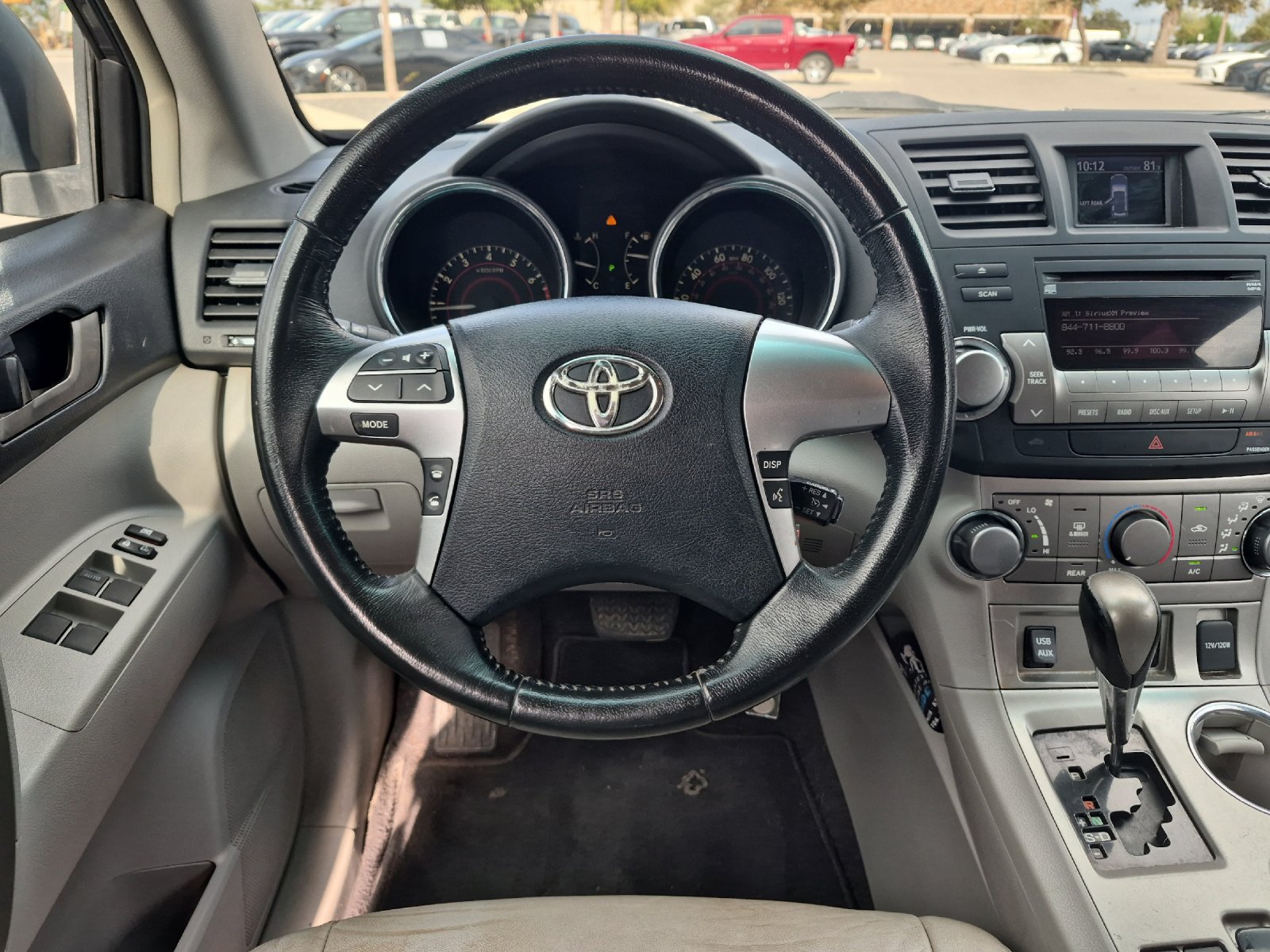 Used 2011 Toyota Highlander SE FWD image 13