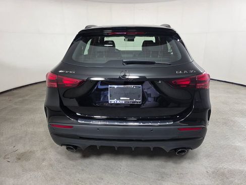 New 2026 Mercedes-Benz GLA 35 AMG 4MATIC image 5