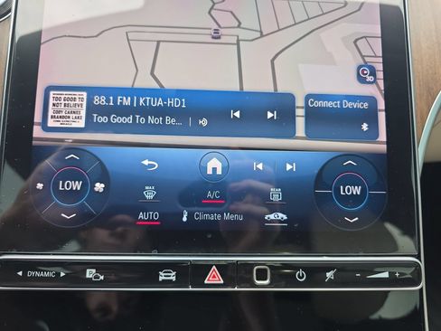 Used 2023 Mercedes-Benz C 300 4MATIC Sedan image 23