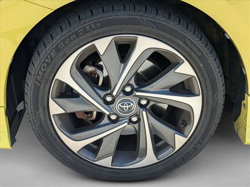 Used 2017 Toyota Corolla iM image 9