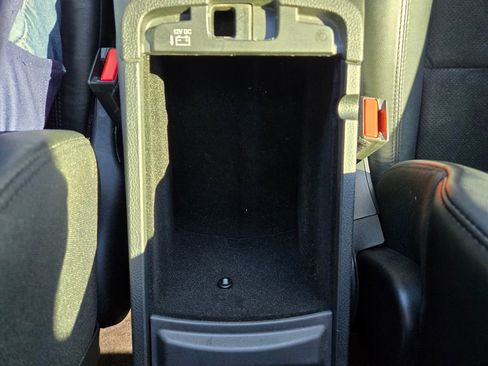 Used 2017 Jeep Grand Cherokee Altitude image 40