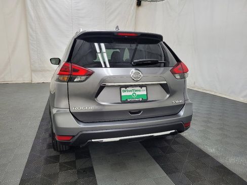Used 2018 Nissan Rogue SV AWD/4WD image 6