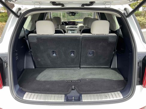 Used 2022 Hyundai Palisade Calligraphy w/ Cargo Package FWD image 99