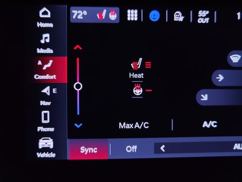 Used 2025 Alfa Romeo Tonale image 21