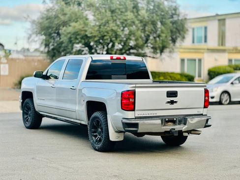 Used 2015 Chevrolet Silverado 1500 LTZ RWD image 4