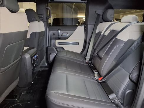 New 2026 GMC Hummer EV SUV image 13